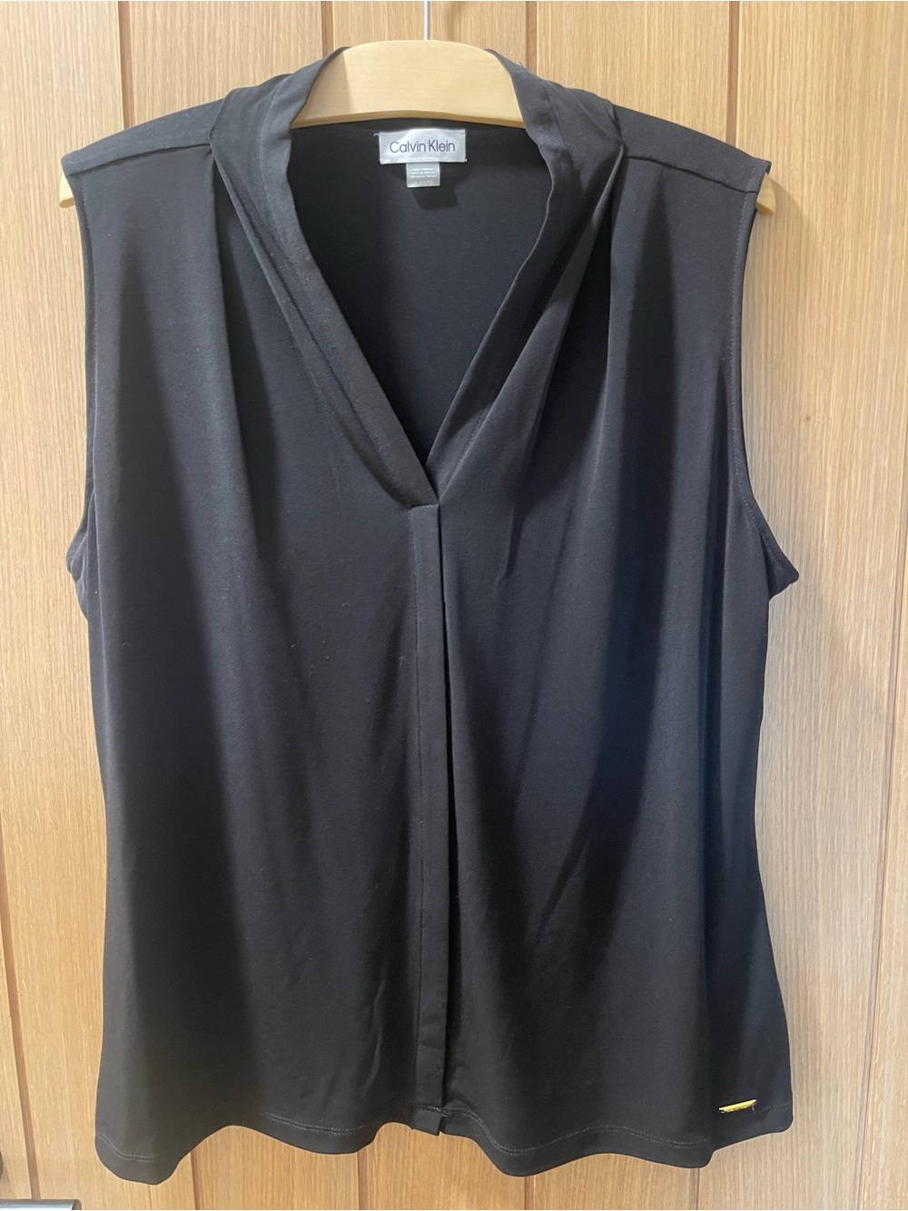 Calvin Klein Black Sleeveless V-Neck Blouse with Center Pleat